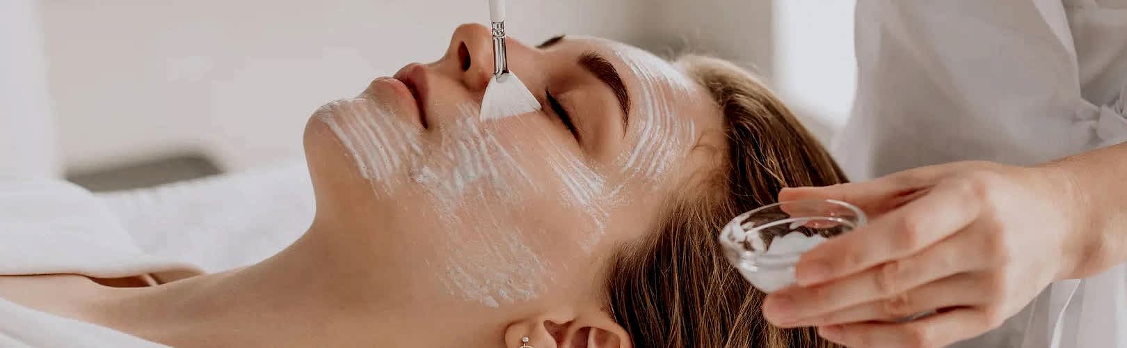 Zamana Meydan Okuyun: Cilt Yenileme ve Gençleştirme Yöntemleri